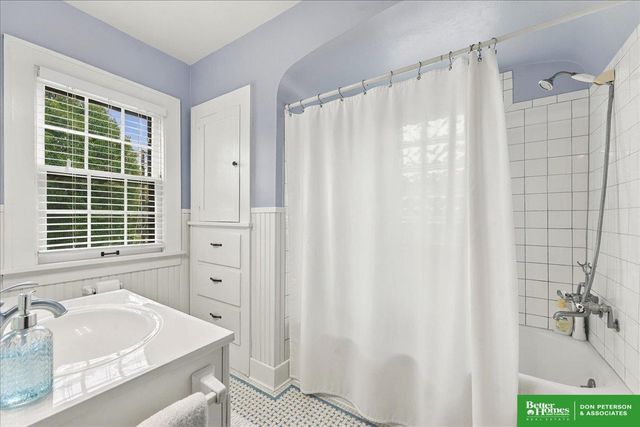 1149 N I Street, Fremont, NE 68025