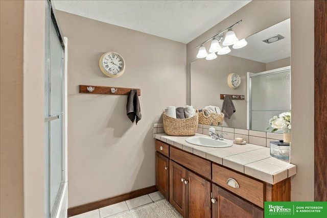 1149 N I Street, Fremont, NE 68025