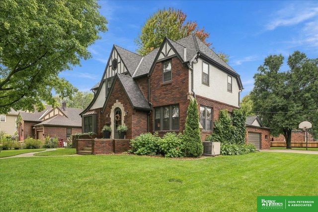 1149 N I Street, Fremont, NE 68025