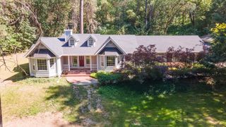 970 Wards Creek Road, Rogue River, OR 97537