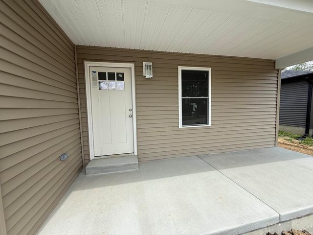 511 College Avenue, Mitchell, IN 47446
