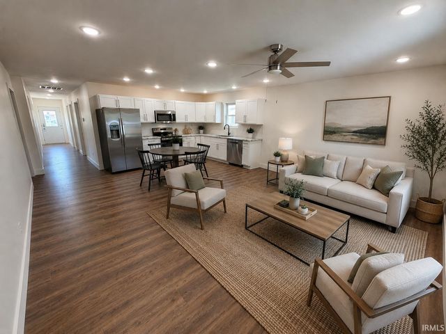 511 College Avenue, Mitchell, IN 47446