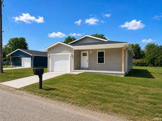 511 College Avenue, Mitchell, IN 47446