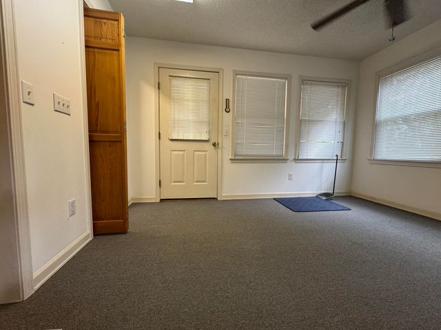 1038 W Sherwood Drive, Sumter, SC 29153