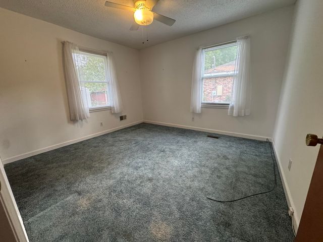 1038 W Sherwood Drive, Sumter, SC 29153
