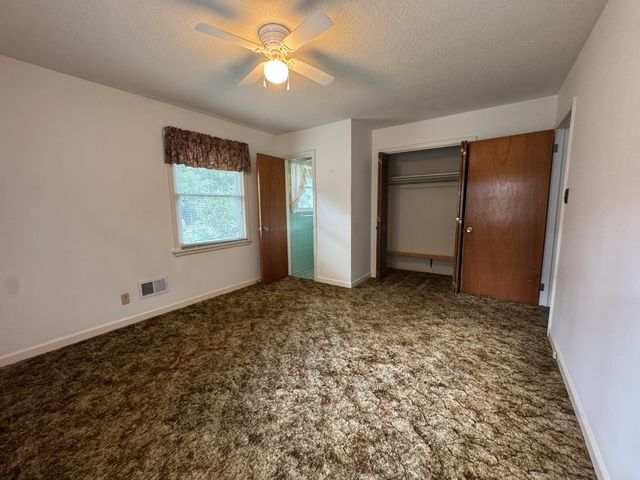 1038 W Sherwood Drive, Sumter, SC 29153