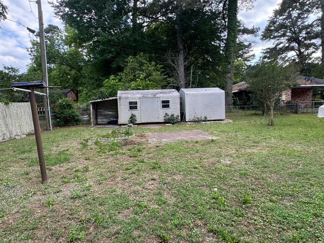 1038 W Sherwood Drive, Sumter, SC 29153