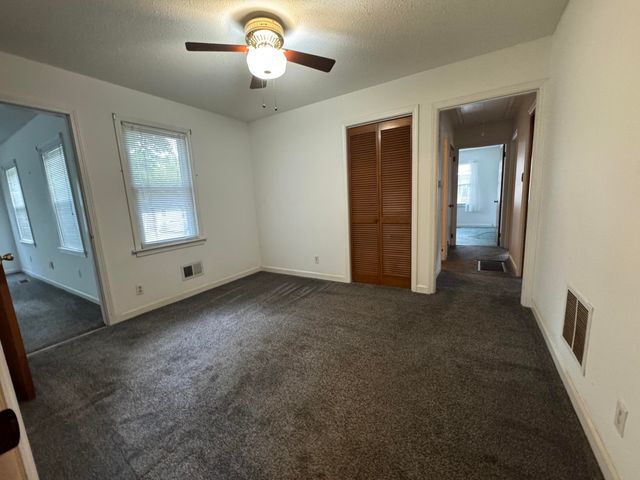 1038 W Sherwood Drive, Sumter, SC 29153