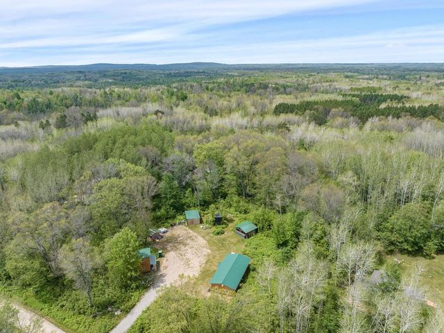 W13670 BROOKS LANE, Crivitz, WI 54114