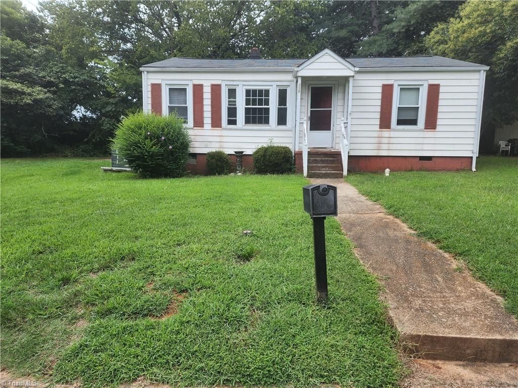 110 Booker Avenue, Lexington, NC 27292