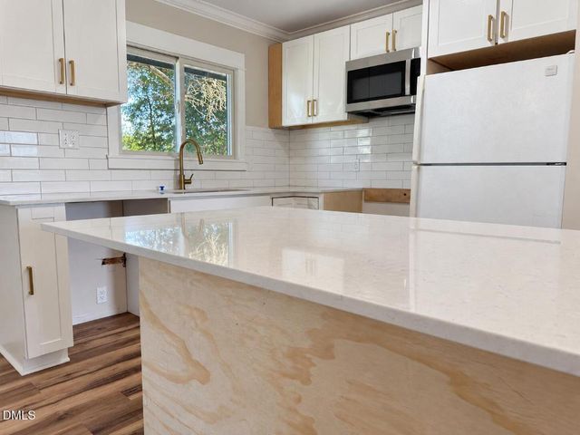3937 Nc 42 Highway, Raleigh, NC 27603