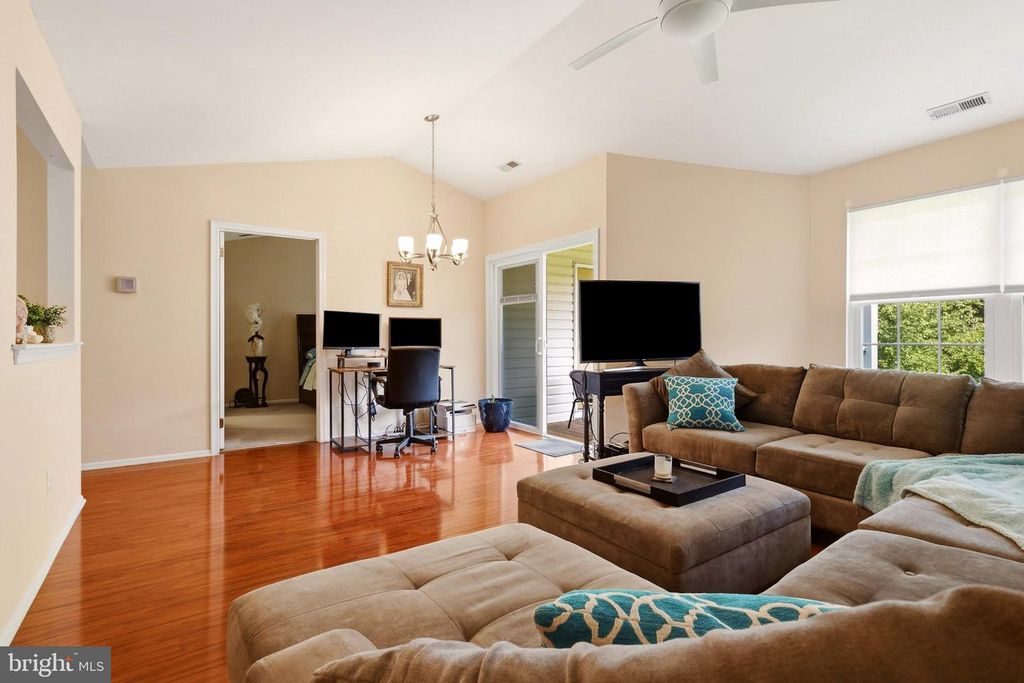 536 WALDEN CIR, ROBBINSVILLE, NJ 08691 — photo 4