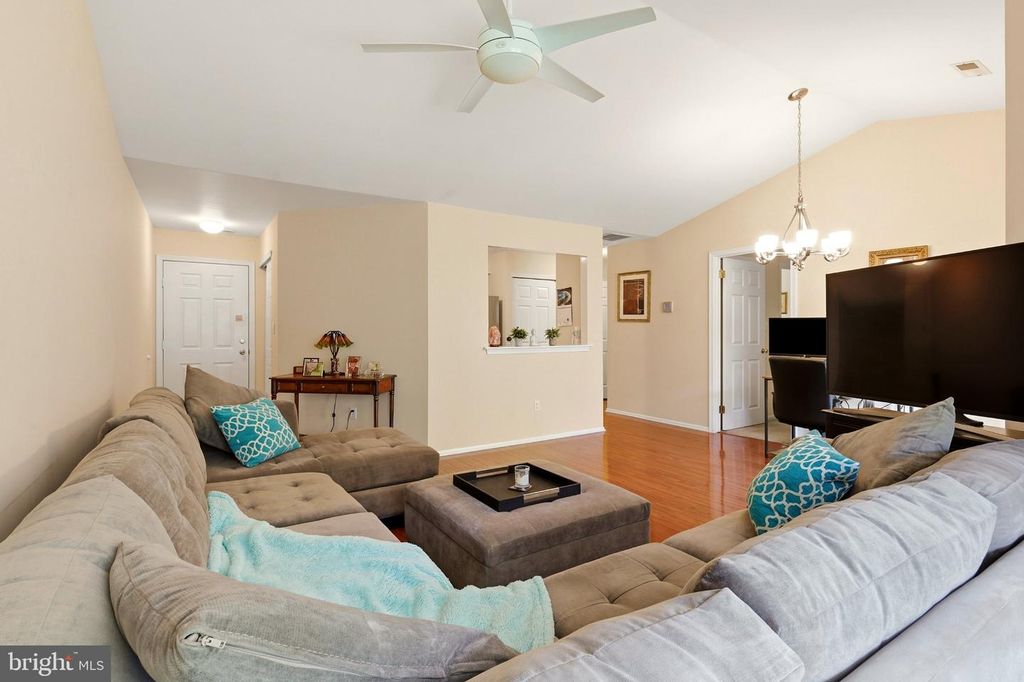 536 WALDEN CIR, ROBBINSVILLE, NJ 08691 — photo 5