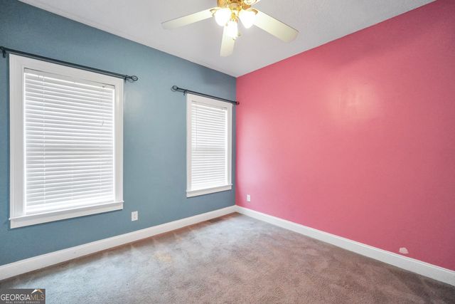 70 Barrington Farms Court, Sharpsburg, GA 30277