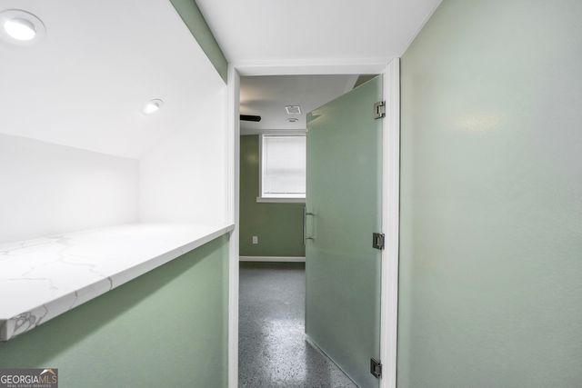 70 Barrington Farms Court, Sharpsburg, GA 30277