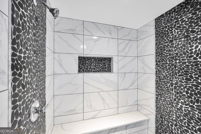 70 Barrington Farms Court, Sharpsburg, GA 30277