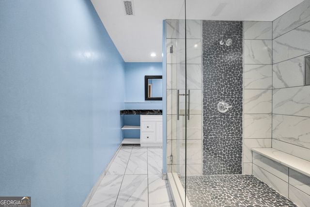 70 Barrington Farms Court, Sharpsburg, GA 30277