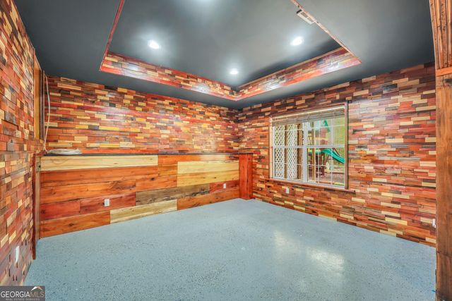 70 Barrington Farms Court, Sharpsburg, GA 30277