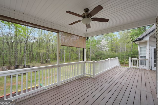 70 Barrington Farms Court, Sharpsburg, GA 30277