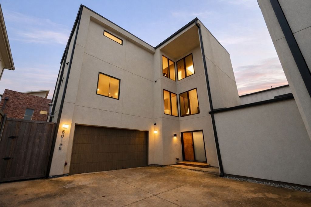 5014 Mission Avenue B, Dallas, TX 75206