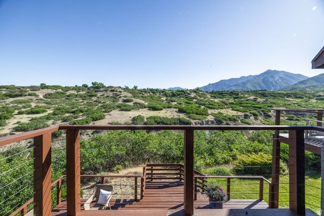 2105 E DIMPLE DELL RD, Sandy, UT 84092