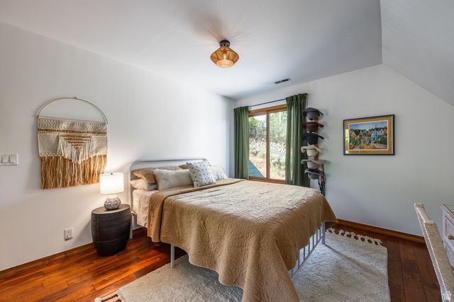 2105 E DIMPLE DELL RD, Sandy, UT 84092