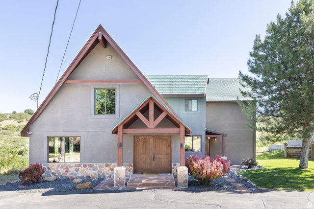 2105 E DIMPLE DELL RD, Sandy, UT 84092