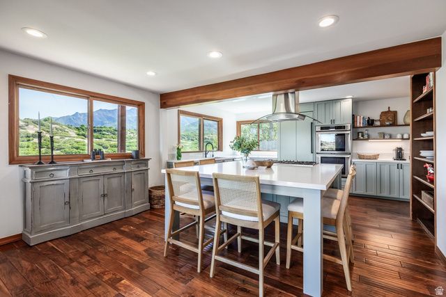 2105 E DIMPLE DELL RD, Sandy, UT 84092