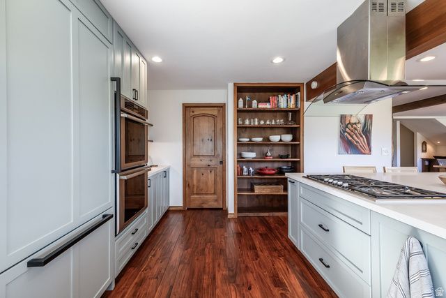 2105 E DIMPLE DELL RD, Sandy, UT 84092