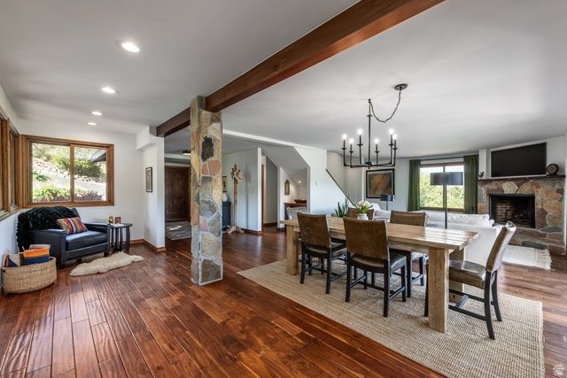 2105 E DIMPLE DELL RD, Sandy, UT 84092