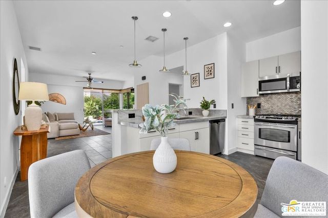 3601 Melody Lane, Palm Springs, CA 92262