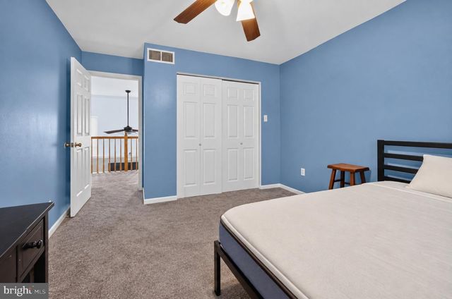 17 E MOYER DR, Bear, DE 19701