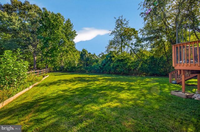17 E MOYER DR, Bear, DE 19701