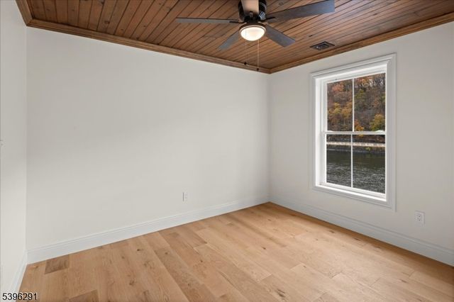 159 Byram Ln, Kingwood Twp., NJ 08559