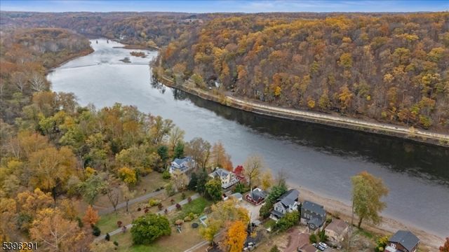 159 Byram Ln, Kingwood Twp., NJ 08559