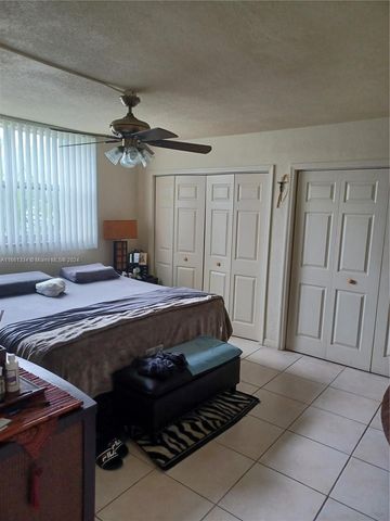 3030 Marcos Dr T304, Aventura, FL 33160