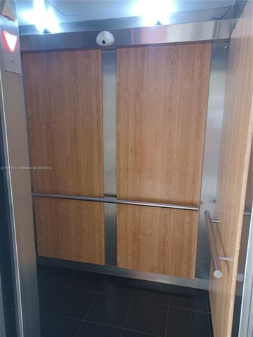 3030 Marcos Dr T304, Aventura, FL 33160