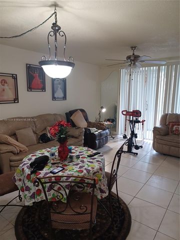 3030 Marcos Dr T304, Aventura, FL 33160