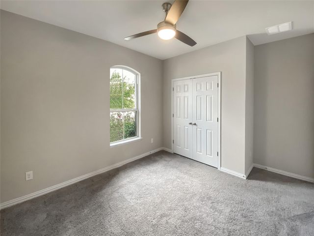 22621 Fountaingrass LN, Lago Vista, TX 78645