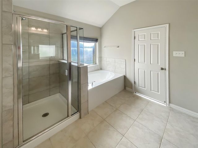 22621 Fountaingrass LN, Lago Vista, TX 78645