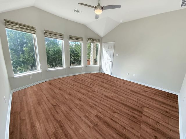 22621 Fountaingrass LN, Lago Vista, TX 78645