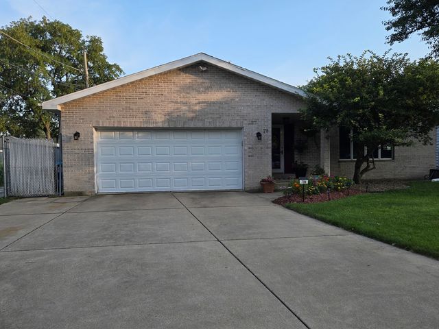 78 W 31st Street, Steger, IL 60475