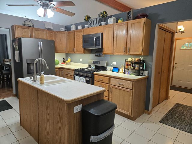 78 W 31st Street, Steger, IL 60475