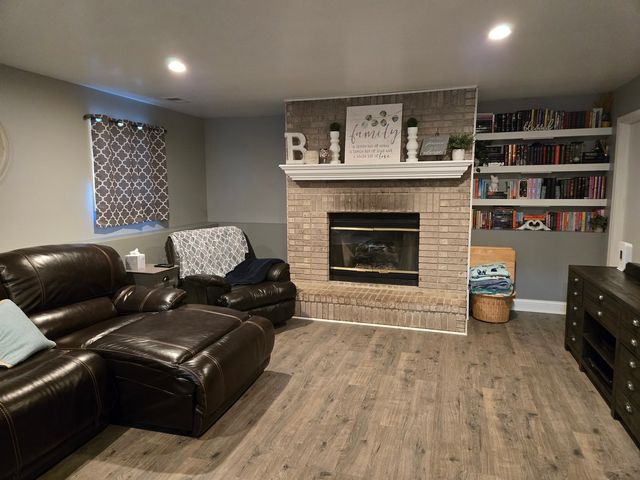 78 W 31st Street, Steger, IL 60475