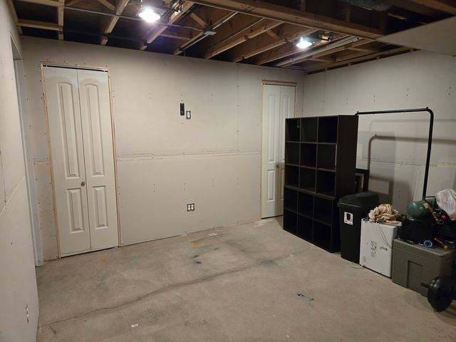 78 W 31st Street, Steger, IL 60475