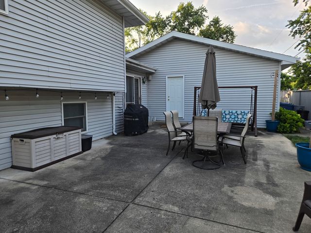 78 W 31st Street, Steger, IL 60475