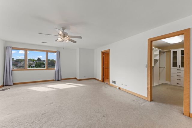 13258 Lakepoint Drive, Plainfield, IL 60585