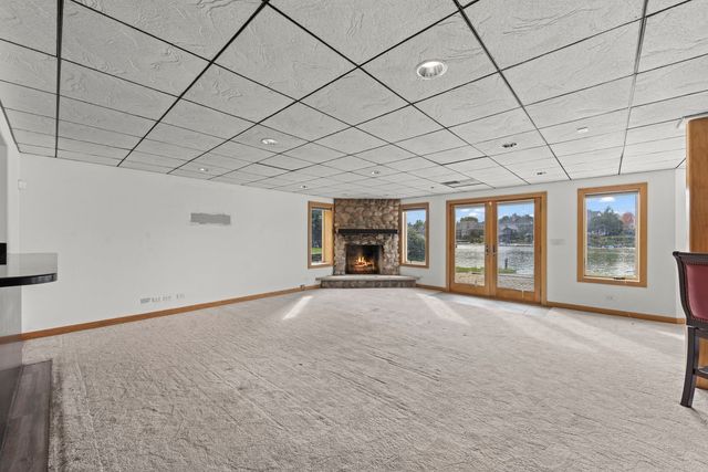 13258 Lakepoint Drive, Plainfield, IL 60585