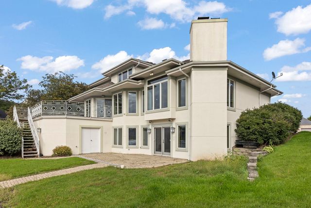 13258 Lakepoint Drive, Plainfield, IL 60585