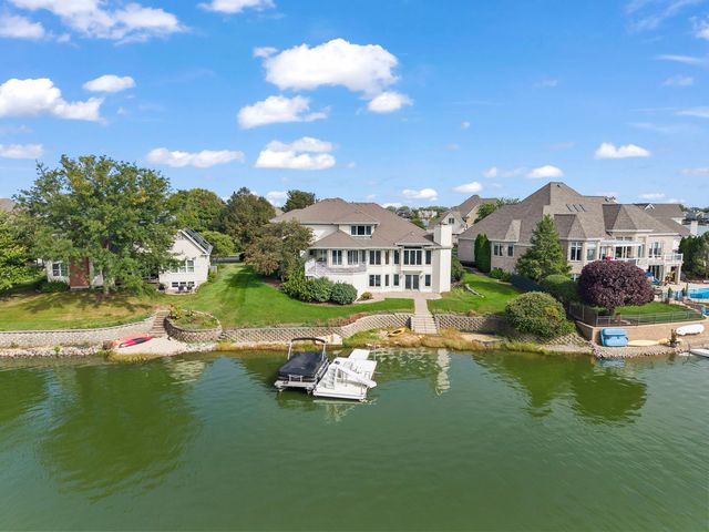 13258 Lakepoint Drive, Plainfield, IL 60585